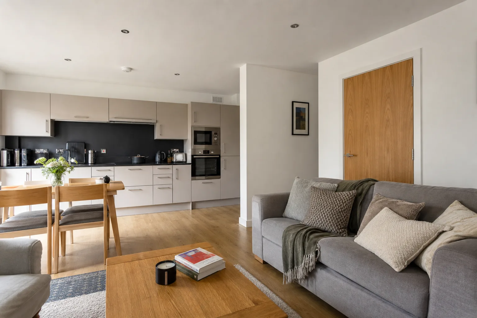 Representative house interior or exterior for London